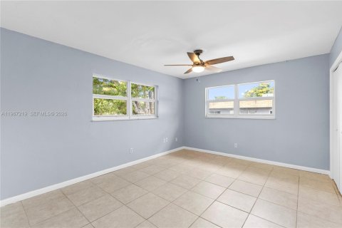 Copropriété à louer à Dania Beach, Floride: 1 chambre, 66.24 m2 № 2079879 - photo 2