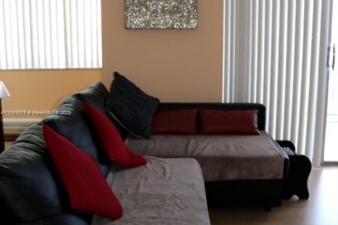 Copropriété à vendre à Aventura, Floride: 2 chambres, 120.77 m2 № 1977984 - photo 7