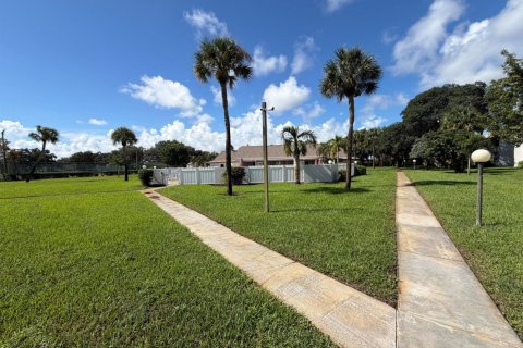 Copropriété à louer à Delray Beach, Floride: 2 chambres, 105.54 m2 № 2420813 - photo 25