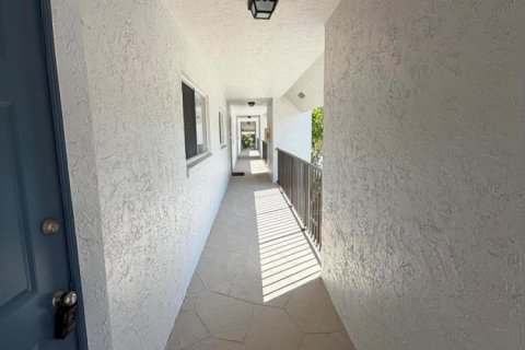 Copropriété à louer à Delray Beach, Floride: 2 chambres, 105.54 m2 № 2420813 - photo 4