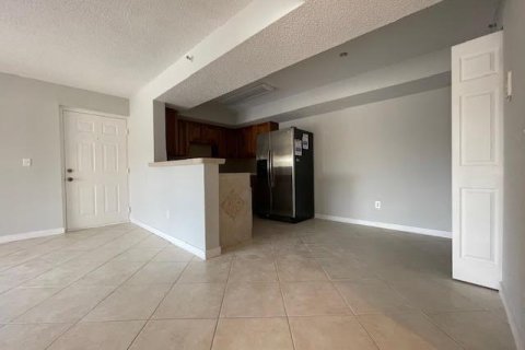 Copropriété à louer à Coconut Creek, Floride: 2 chambres, 104.98 m2 № 2439271 - photo 18