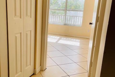Copropriété à louer à Coconut Creek, Floride: 2 chambres, 104.98 m2 № 2439271 - photo 14