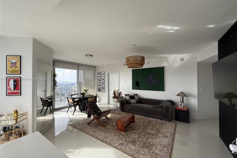 Купить кондоминиум в Майами, Флорида 2 спальни, 108.79м2, № 1958722 - фото 7