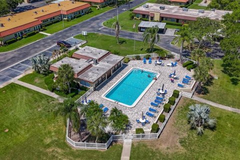 Condo in Dunedin, Florida, 2 bedrooms  № 2098466 - photo 23