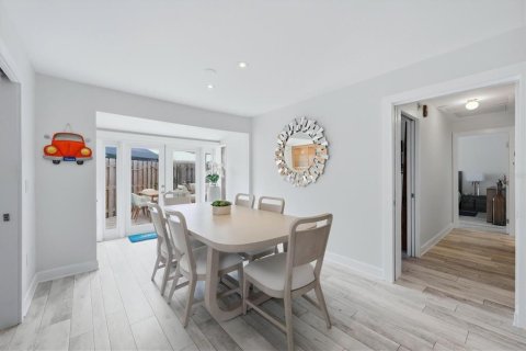 Casa en venta en Sarasota, Florida, 3 dormitorios, 145.11 m2 № 2101309 - foto 8