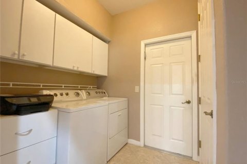 Casa en venta en Winter Haven, Florida, 3 dormitorios, 178.19 m2 № 2126323 - foto 3