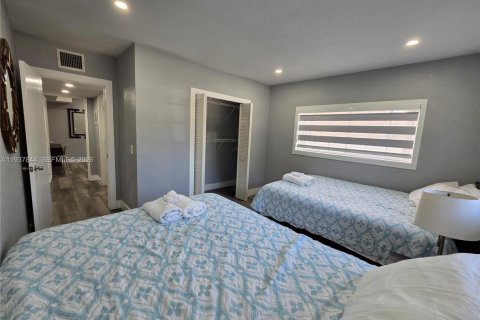 Купить виллу или дом в Норт-Майами, Флорида 4 спальни, 172.43м2, № 1995588 - фото 15