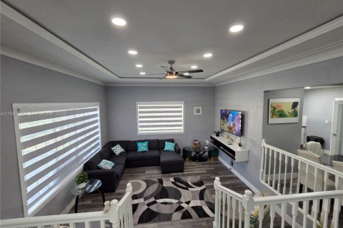 Купить виллу или дом в Норт-Майами, Флорида 4 спальни, 172.43м2, № 1995588 - фото 9