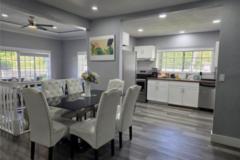 Купить виллу или дом в Норт-Майами, Флорида 4 спальни, 172.43м2, № 1995588 - фото 28