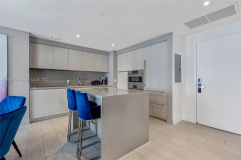 Hôtel, hôtellerie à vendre à Hollywood, Floride: 2 chambres, 96.99 m2 № 1985270 - photo 16