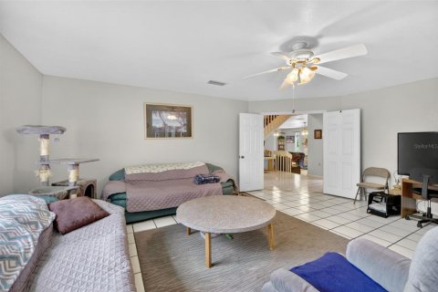 House in Cocoa, Florida 3 bedrooms, 278.71 sq.m. № 2100677 - photo 10