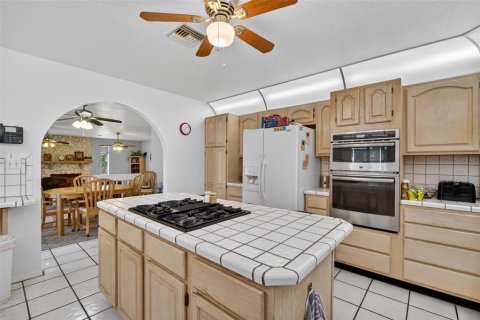 House in Cocoa, Florida 3 bedrooms, 278.71 sq.m. № 2100677 - photo 18
