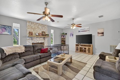 House in Cocoa, Florida 3 bedrooms, 278.71 sq.m. № 2100677 - photo 7
