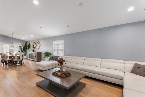 Villa ou maison à vendre à Auburndale, Floride: 3 chambres, 162.76 m2 № 2351540 - photo 7