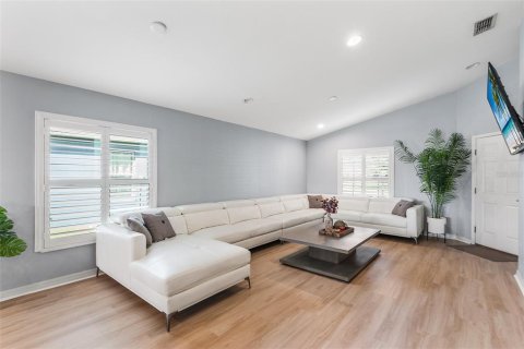 Villa ou maison à vendre à Auburndale, Floride: 3 chambres, 162.76 m2 № 2351540 - photo 6