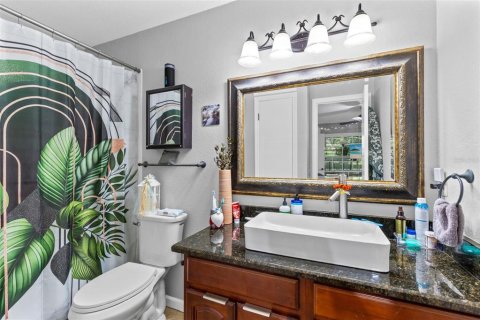 Condo in Orlando, Florida, 2 bedrooms № 2197218 - photo 17