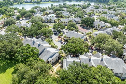 Condo in Orlando, Florida, 2 bedrooms № 2197218 - photo 25