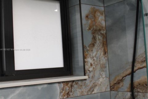 Villa ou maison à vendre à Hollywood, Floride: 3 chambres, 102.19 m2 № 1975729 - photo 25