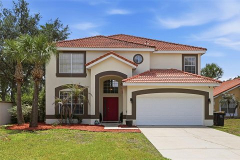 Casa en Davenport, Florida 6 dormitorios, 257.43 m2 № 2112477