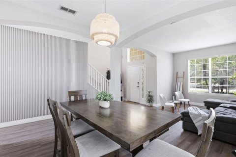 House in Davenport, Florida 6 bedrooms, 257.43 sq.m. № 2112477 - photo 7