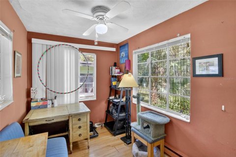 House in Saint Petersburg, Florida 2 bedrooms, 69.86 sq.m. № 1876407 - photo 12