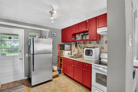 House in Saint Petersburg, Florida 2 bedrooms, 69.86 sq.m. № 1876407 - photo 8