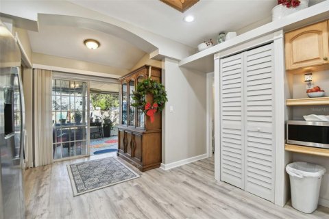 Купить виллу или дом в Тарпон-Спрингс, Флорида 5 комнат, 101.45м2, № 1555675 - фото 10