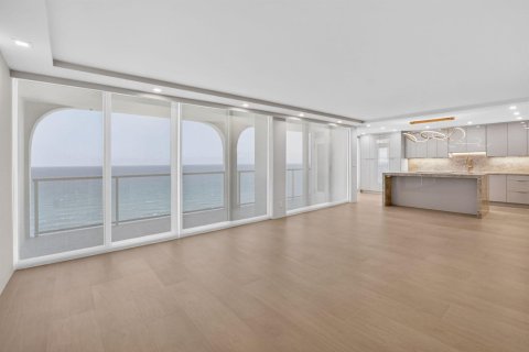 Condo in Boca Raton, Florida, 2 bedrooms № 2187909 - photo 9