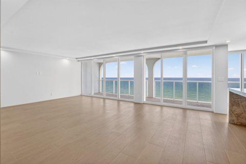 Condo in Boca Raton, Florida, 2 bedrooms № 2187909 - photo 4