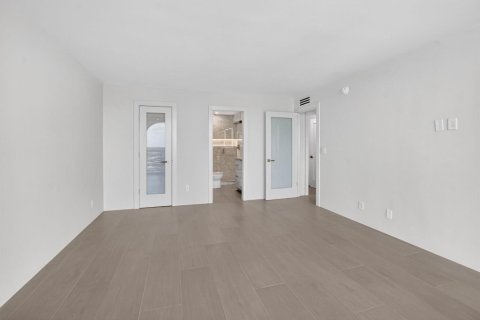 Condo in Boca Raton, Florida, 2 bedrooms № 2187909 - photo 30