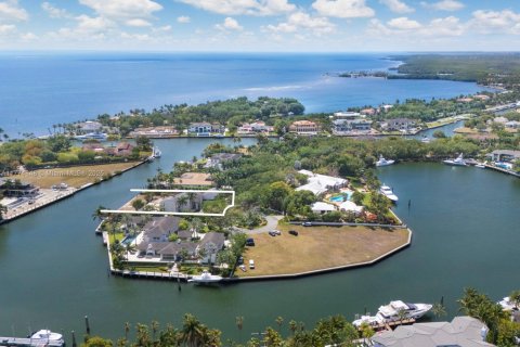 Land in Coral Gables, Florida № 1958969 - photo 4