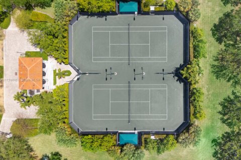 Land in Coral Gables, Florida № 1958969 - photo 11