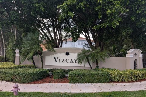 Touwnhouse à vendre à Miramar, Floride: 2 chambres, 107.12 m2 № 1465122 - photo 1