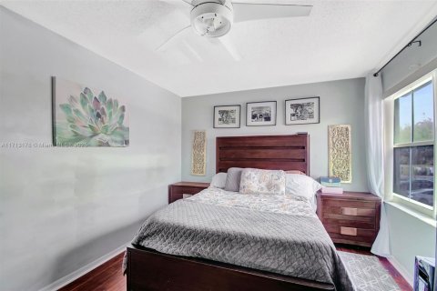 Touwnhouse à vendre à Miramar, Floride: 2 chambres, 107.12 m2 № 1465122 - photo 18