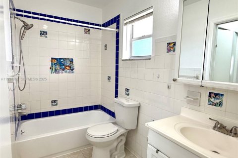 Condominio en alquiler en Aventura, Florida, 1 dormitorio, 74.32 m2 № 1993044 - foto 9