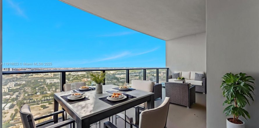 Condo à Miami, Floride, 1 chambre  № 1973865