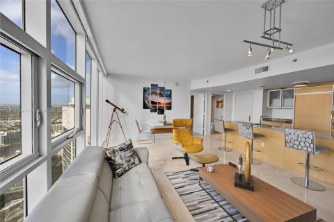 Купить кондоминиум в Халландейл-Бич, Флорида 1 спальня, 80.92м2, № 2053644 - фото 13