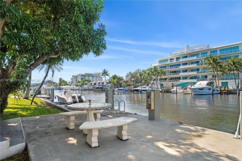 Copropriété à vendre à Fort Lauderdale, Floride: 1 chambre, 70.61 m2 № 1967635 - photo 6
