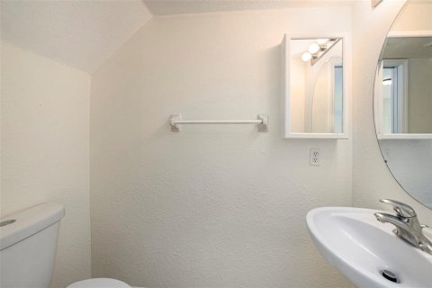 Townhouse in Largo, Florida 2 bedrooms, 105.26 sq.m. № 1845083 - photo 13