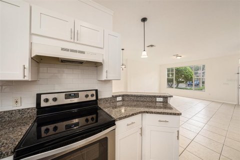 Townhouse in Largo, Florida 2 bedrooms, 105.26 sq.m. № 1845083 - photo 11