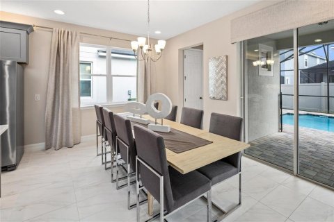 Villa ou maison à vendre à Kissimmee, Floride: 6 chambres, 280.66 m2 № 1791429 - photo 11