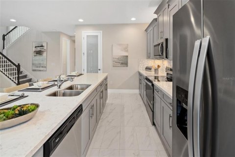 Villa ou maison à vendre à Kissimmee, Floride: 6 chambres, 280.66 m2 № 1791429 - photo 6
