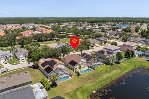 House in Kissimmee, Florida 6 bedrooms, 252.51 sq.m. № 1803229 - photo 4