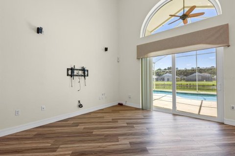House in Kissimmee, Florida 6 bedrooms, 252.51 sq.m. № 1803229 - photo 7