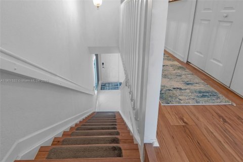 Снять в аренду таунхаус в Мирамар, Флорида 3 спальни, 117.99м2, № 1953184 - фото 16