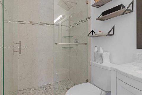 Снять в аренду таунхаус в Мирамар, Флорида 3 спальни, 117.99м2, № 1953184 - фото 23