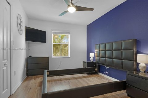 Снять в аренду таунхаус в Мирамар, Флорида 3 спальни, 117.99м2, № 1953184 - фото 26