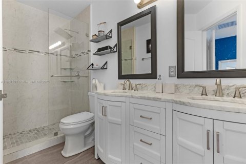 Снять в аренду таунхаус в Мирамар, Флорида 3 спальни, 117.99м2, № 1953184 - фото 21