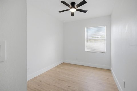 Duplex à vendre à Orlando, Floride: 3 chambres, 90.12 m2 № 2416825 - photo 20