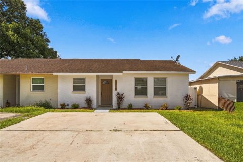 Duplex à Orlando, Floride 3 chambres, 90.12 m2 № 2416825